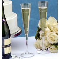 Modern Bride and Groom Champagne Flute Glasses